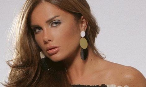 حلو الفن  - نيكول سابا تحيي حفلًا في الساحل الشمالي