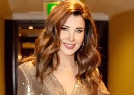 حلو الفن - شاهد عفوية نانسي عجرم في إحتفالها بالكريسماس.. صورة