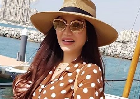 حلو الفن - "كمامة مطرزة باللؤلؤ" تفتح النار على لجين عمران.. شاهد