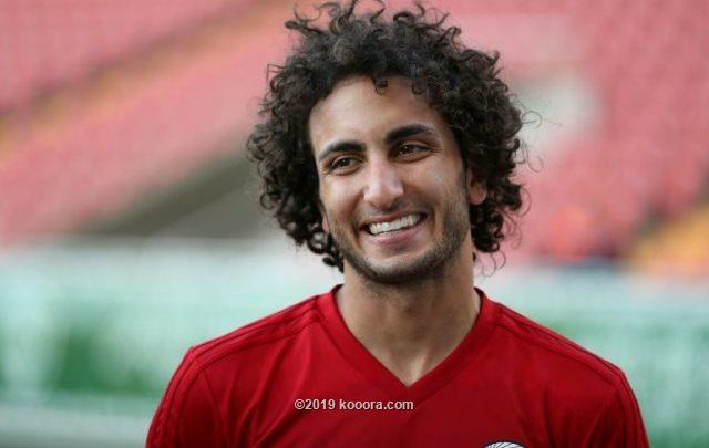 حلو الفن – أول رد فعل من اللاعب المصري  بعد واقعة التحرش بالصحفية اليونانية.. صور