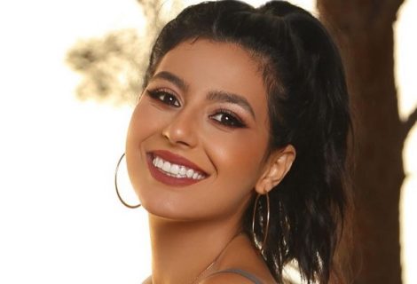 حلو الفن - الإعلامية رنيم حزينة على وطن تتناهشه الزعامات.. التفاصيل