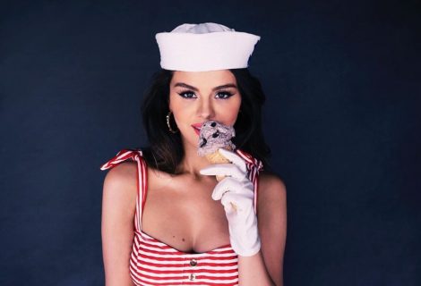 حلو الفن - سيلينا غوميز تحتفل بآخر حلقات برنامج "Selena + Chef" بوصفة آيس كريم.. فيديو