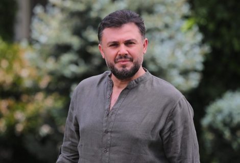 حلو الفن - ربيع الأسمر يشعل مواقع التواصل بسبب "الأم الحنونة"