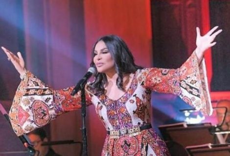 حلو الفن - الفنانة الإماراتية أحلام تتألق في حفل غنائي بسلطنة عمان.. فيديو