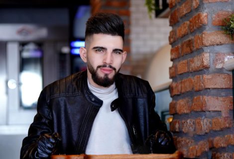 حلو الفن - المخرج الفلسطيني رجا النتشه يوجه انتقادات لاذعة لمسلسل عالحد