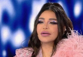 حلو الفن - أحلام بإطلالة فخمة بلا تعديلات في Saudi Idol.. مكياج غريب فوق عينها