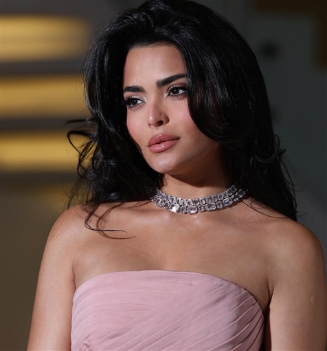 حلو الفن – أسماء جلال تدعو جمهورها لدعم المصابين بالتوحد من خلال تطبيق إلكتروني