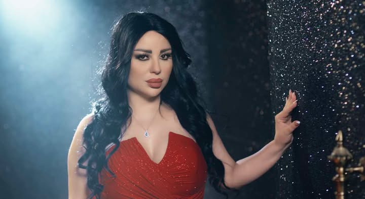 حلو الفن – الفنانة زينات توفيق تطلق أغنيتها الجديدة “باباي” بأسلوب شبابي جريء