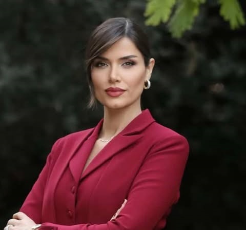 حلو الفن – نبيلة عوّاد وصورة تجمعها بمولودها الأول “عمر”